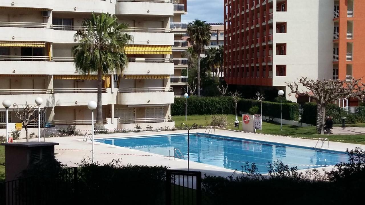Bonito Apartamento Con Varias Piscinas Салоу Екстериор снимка