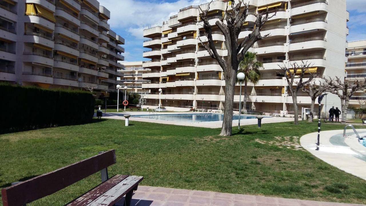 Bonito Apartamento Con Varias Piscinas Салоу Екстериор снимка