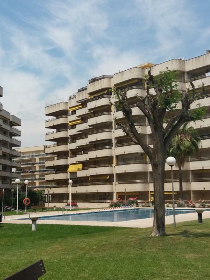 Bonito Apartamento Con Varias Piscinas Салоу Екстериор снимка