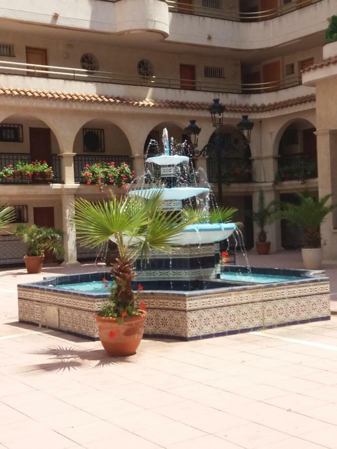 Bonito Apartamento Con Varias Piscinas Салоу Екстериор снимка