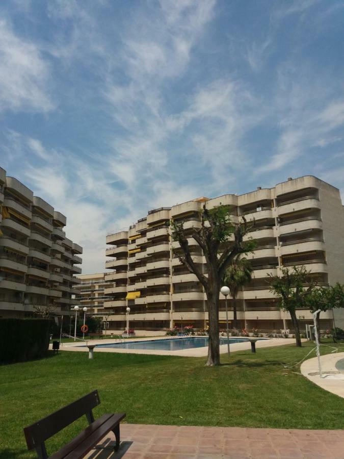 Bonito Apartamento Con Varias Piscinas Салоу Екстериор снимка