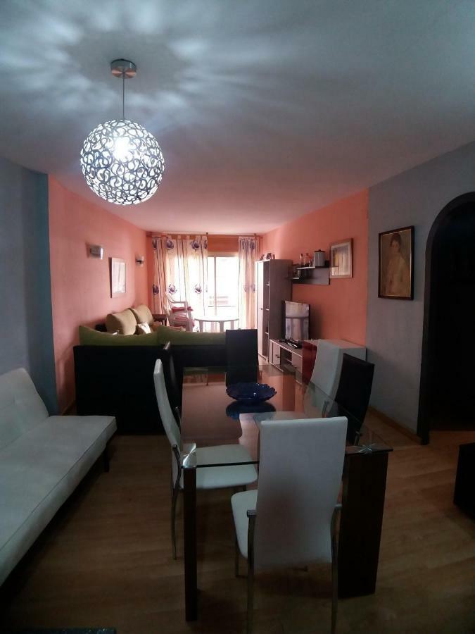 Bonito Apartamento Con Varias Piscinas Салоу Екстериор снимка